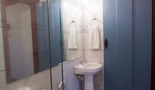 Habitación estándar con 1 cama doble o 2 individuales