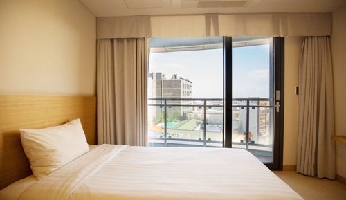 Habitación superior, balcón, vistas a la ciudad (Superior)