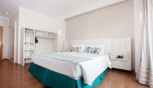 Superior Casal (Não Pet Friendly) - Incluso acesso ao Parque Aquático Hot Beach Olímpia
