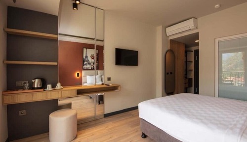 Habitación superior, vistas al jardín