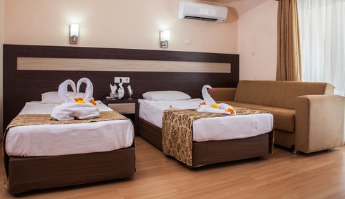 Habitación estándar con 1 cama doble o 2 individuales
