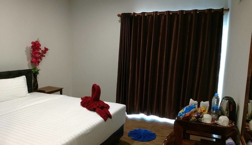 Habitación Deluxe doble, 1 cama doble, vistas al jardín, planta baja