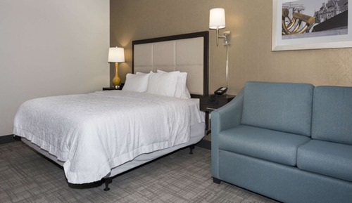 Habitación, 1 cama de matrimonio grande con sofá cama, no fumadores, frigorífico y microondas