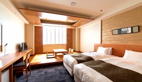 Habitación Deluxe con 2 camas individuales (Extra Japanese Futon)