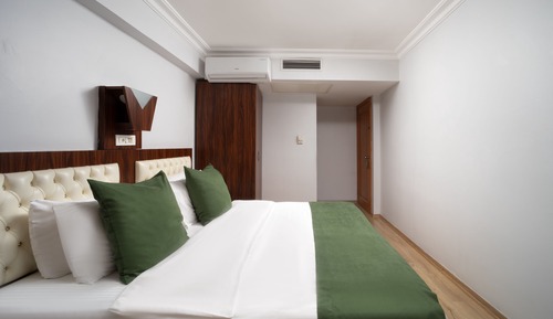 Habitación estándar con 1 cama doble o 2 individuales, vistas al mar