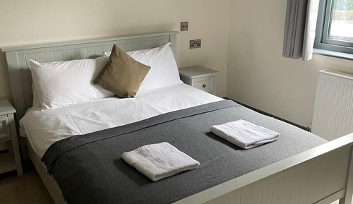 Cabaña de lujo, 1 cama de matrimonio grande, bañera de hidromasaje