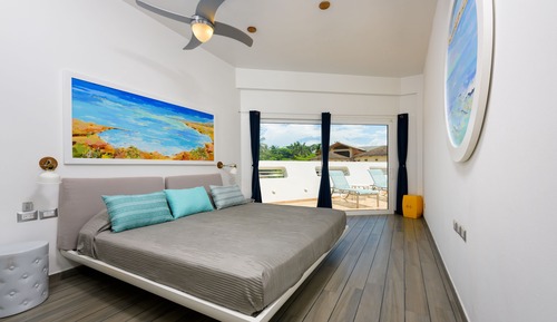Apartment with Terrace - D
