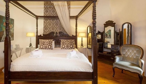 Habitación de luna de miel doble, 1 cama de matrimonio grande, vistas al jardín, junto a la piscina