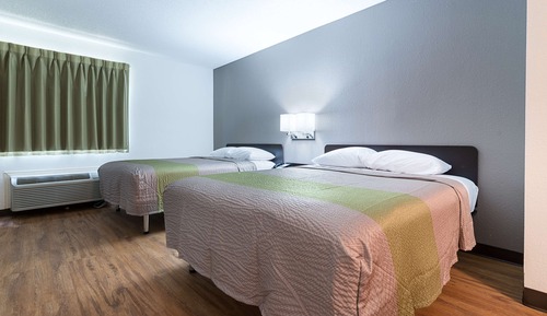 Habitación Deluxe, 2 camas de matrimonio, fumadores, frigorífico y microondas