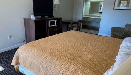 Habitación, 1 cama de matrimonio grande, no fumadores (Mobility/Hearing, Roll-In Shower)