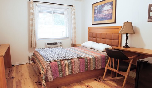 Habitación básica, 1 cama de matrimonio