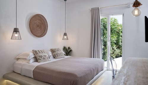 Spa Suite Lake View with Private Pool & Hammam