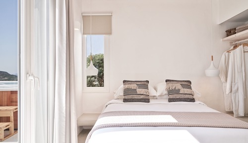 Two Bedroom Signature Villa Sea View with Private Pool & Outdoor Jacuzzi
