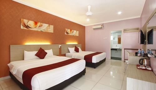 Habitación familiar, vistas al jardín