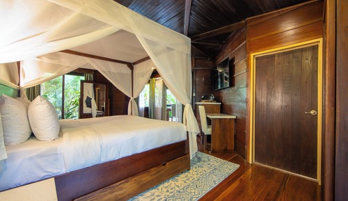 Deluxe Bungalow