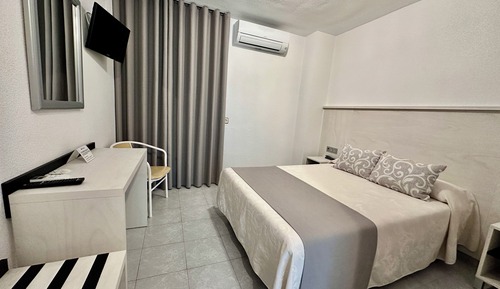 Habitación con 1 cama doble o 2 individuales