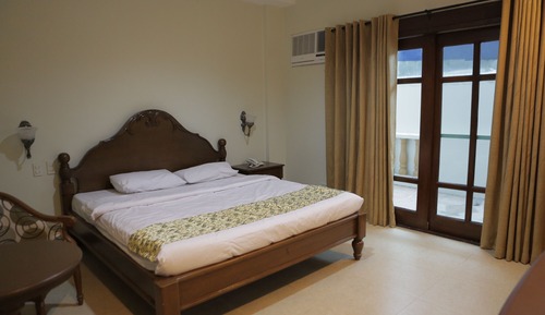 Deluxe Room, 1 Queen Bed