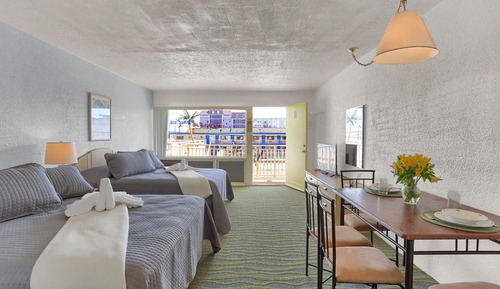 Habitación Deluxe, 2 camas de matrimonio, cocina básica