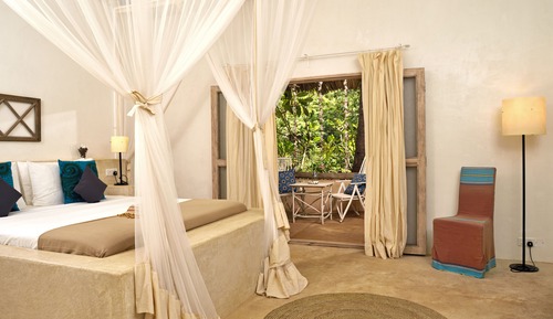 Habitación Confort doble, 1 cama doble, vistas al jardín