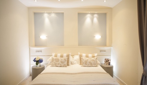 Apartamento de lujo, vistas parciales al mar