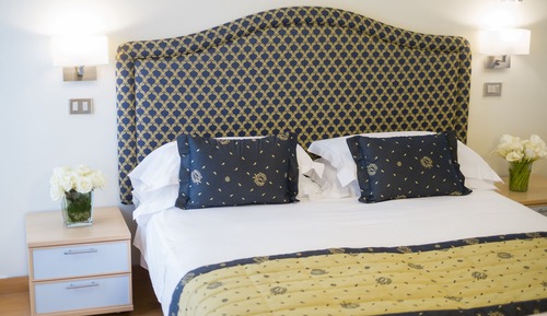 Habitación económica con 1 cama doble o 2 individuales