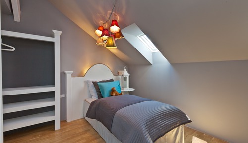 Estudio superior (3 Adults)