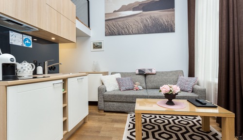Three Sisters Apartments