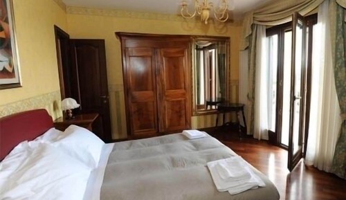 Suite, balcón, vistas al jardín