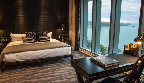Suite ejecutiva, vistas al puerto