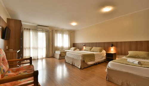 Habitación cuádruple estándar