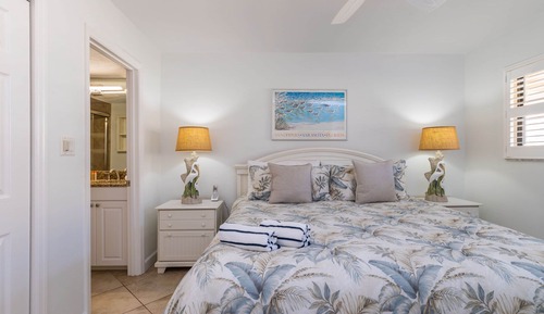 Apartamento, 6 habitaciones, vistas a la piscina (Entire apartment, 2 Bathrooms)