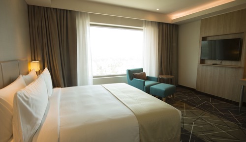 Habitación estándar, 1 cama de matrimonio grande, vistas a la ciudad