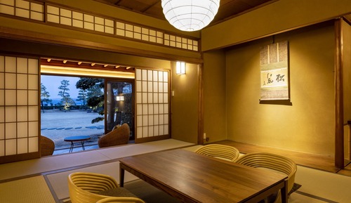 Casa tradicional, vistas al jardín, en edificio anexo (Japanese Style)