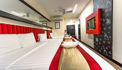 Premium Suites
