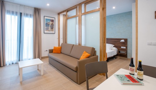 Apartamento superior, en edificio anexo (C/ San Juan 2D)