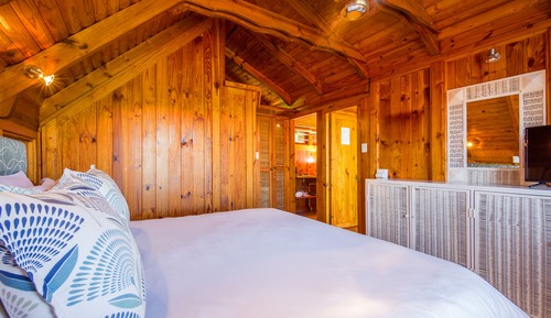 Habitación con 1 cama doble o 2 individuales (Semi-Detached Log Cabin - Spa Bath)