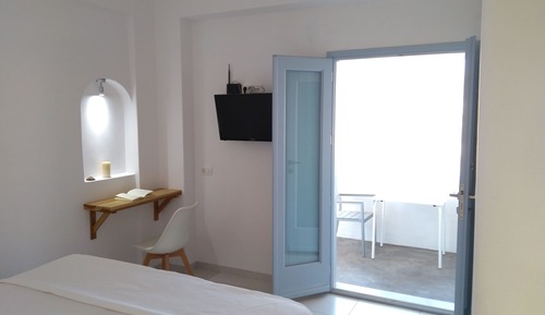 Habitación económica con 1 cama doble o 2 individuales, vistas al jardín
