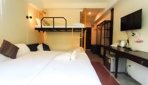 Family Budget Room