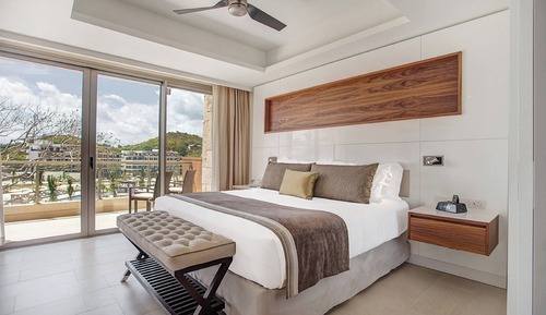 Luxury Family Suite ocean view