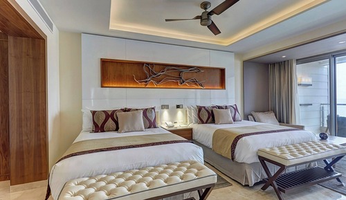 Luxury Chairman two Bedroom ocean front suite Diamond Club