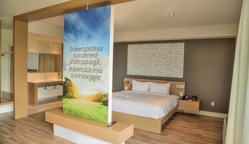 Suite estándar, 1 cama de matrimonio grande con sofá cama