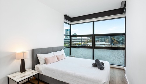3 Bedroom 2 Bath Deluxe Apartment