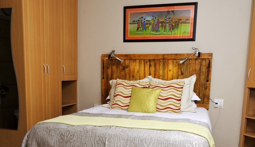 Habitación estándar doble, 1 cama de matrimonio, no fumadores, vistas al jardín