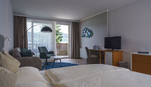 Habitación Deluxe, 1 cama doble, balcón, vistas al lago