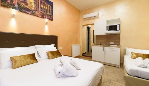Habitación triple, baño privado