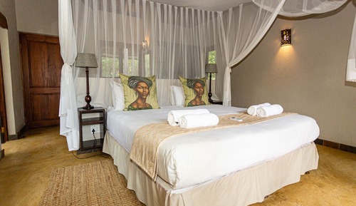 Private Deluxe Lodge
