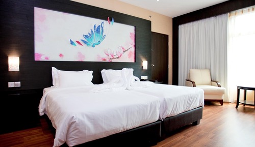 Habitación Deluxe doble, vistas a la ciudad (Leisure Only)