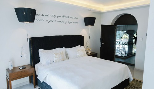 Master Suite King Room