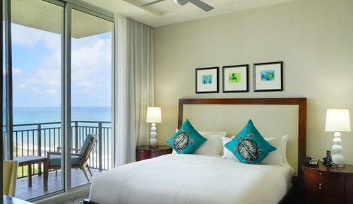 1 Bedroom Luxury Suite, 1 King, Sofa bed, Ocean view, Balcony