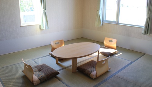 Habitación (Run of the House)